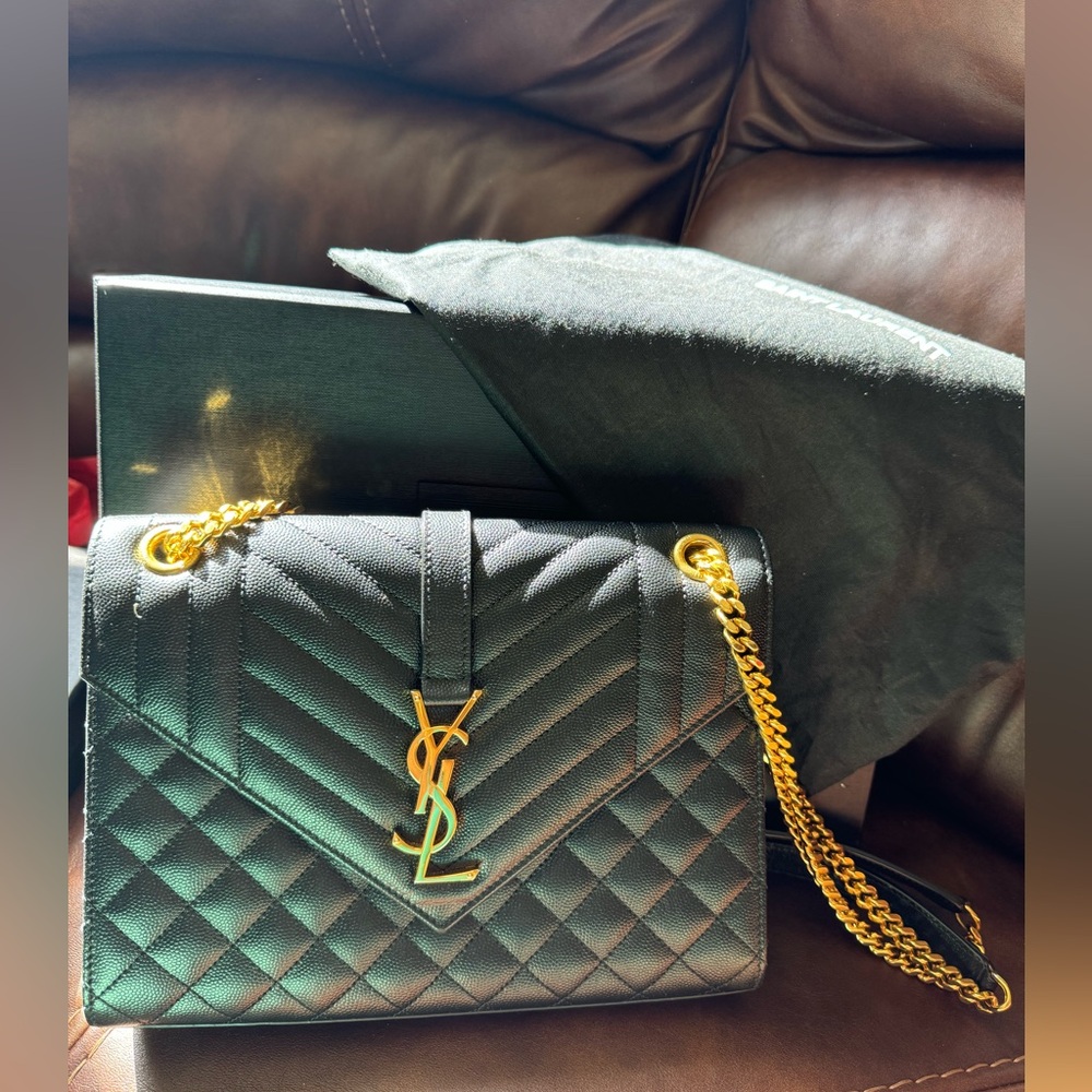 AUTHENTIC:medium quilted black&gold SAINT LAURENT (YSL) bag